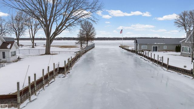 114 Interlochen Drive, Algonac, MI 48001