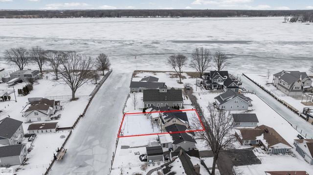 114 Interlochen Drive, Algonac, MI 48001