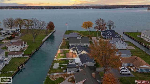 114 Interlochen Drive, Algonac, MI 48001