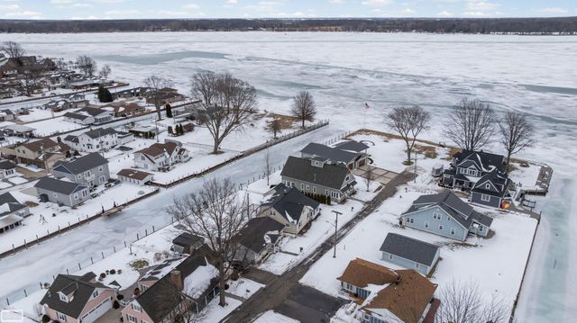 114 Interlochen Drive, Algonac, MI 48001