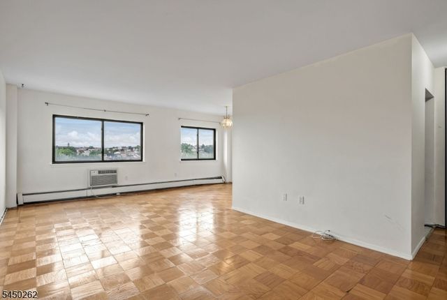 44 S Main St 6J, Lodi Boro, NJ 07644