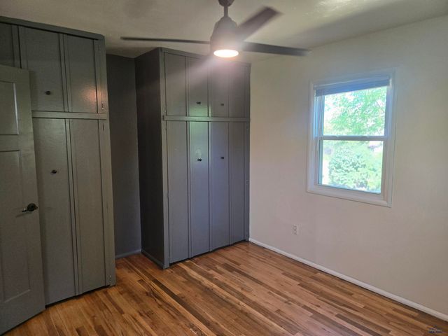 3035 PIONEER DR, Rapid City, SD 57703
