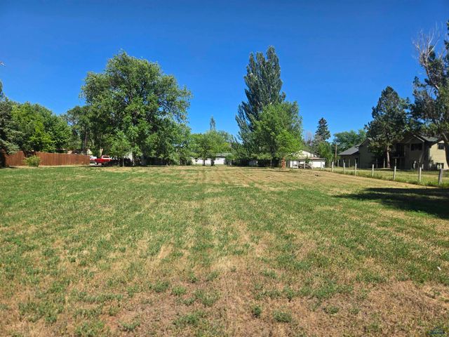 3035 PIONEER DR, Rapid City, SD 57703