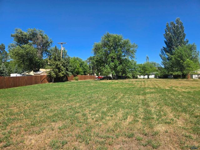 3035 PIONEER DR, Rapid City, SD 57703