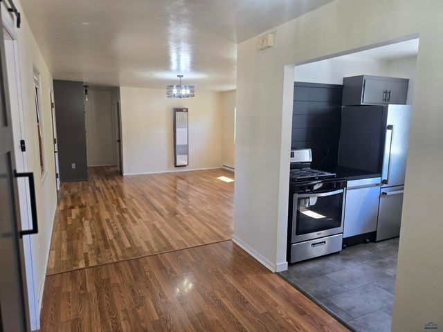 3035 PIONEER DR, Rapid City, SD 57703