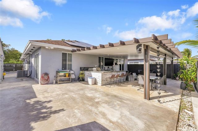 16911 SW 115th Ave, Miami, FL 33157