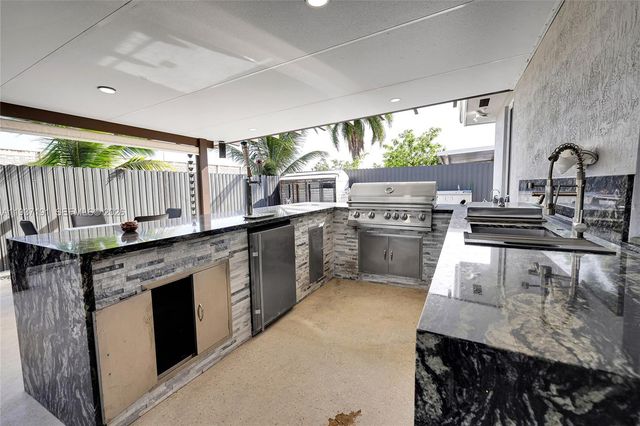 16911 SW 115th Ave, Miami, FL 33157