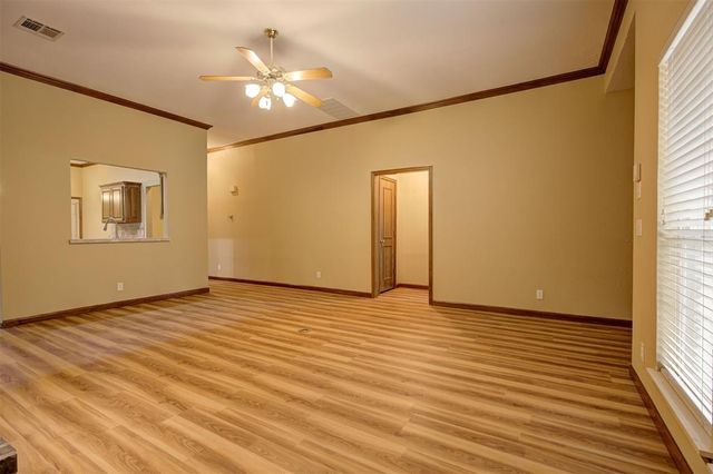 2320 Glenrock, Edmond, OK 73012