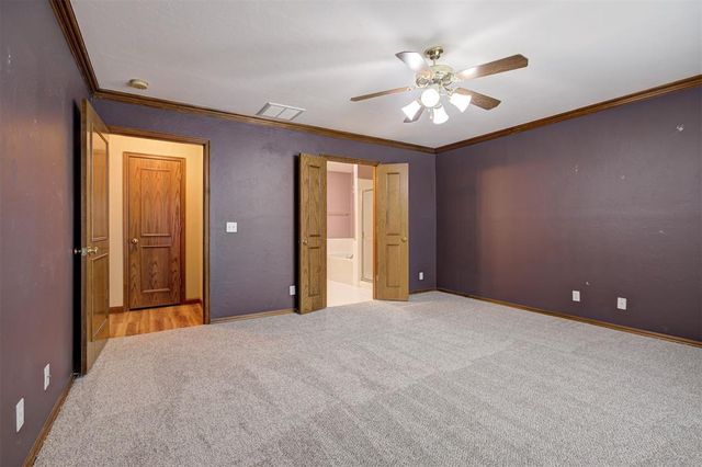 2320 Glenrock, Edmond, OK 73012