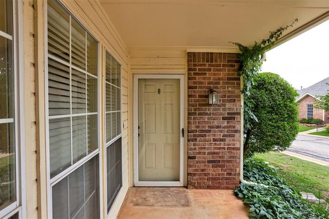 2320 Glenrock, Edmond, OK 73012