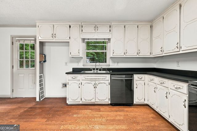 1242 Old County Farm Road, Dallas, GA 30132
