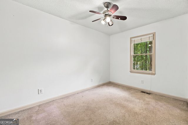 1242 Old County Farm Road, Dallas, GA 30132