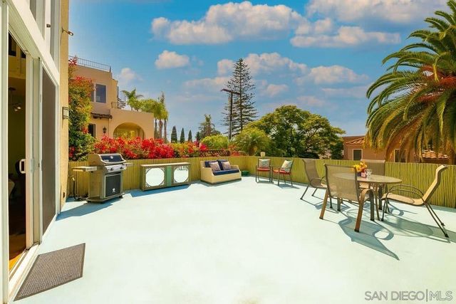 1520 Virginia, La Jolla, CA 92037