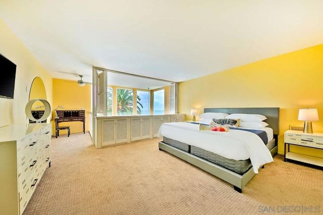 1520 Virginia, La Jolla, CA 92037
