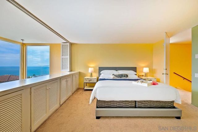 1520 Virginia, La Jolla, CA 92037