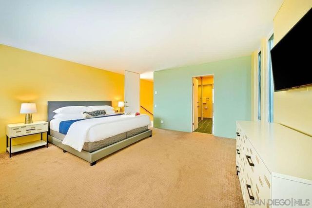 1520 Virginia, La Jolla, CA 92037