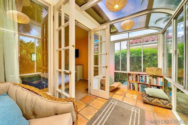 1520 Virginia, La Jolla, CA 92037