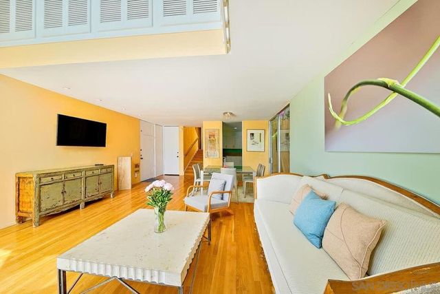 1520 Virginia, La Jolla, CA 92037