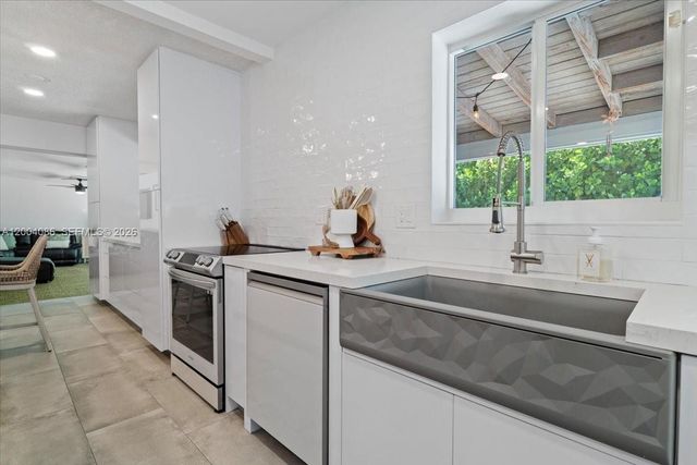 2632 NE 35th St, Fort Lauderdale, FL 33306