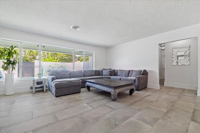 2632 NE 35th St, Fort Lauderdale, FL 33306