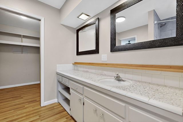 1414 CALIFORNIA Street NE, Albuquerque, NM 87110