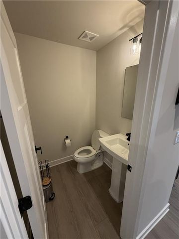 360 Salt Lake Lane, Hoschton, GA 30548