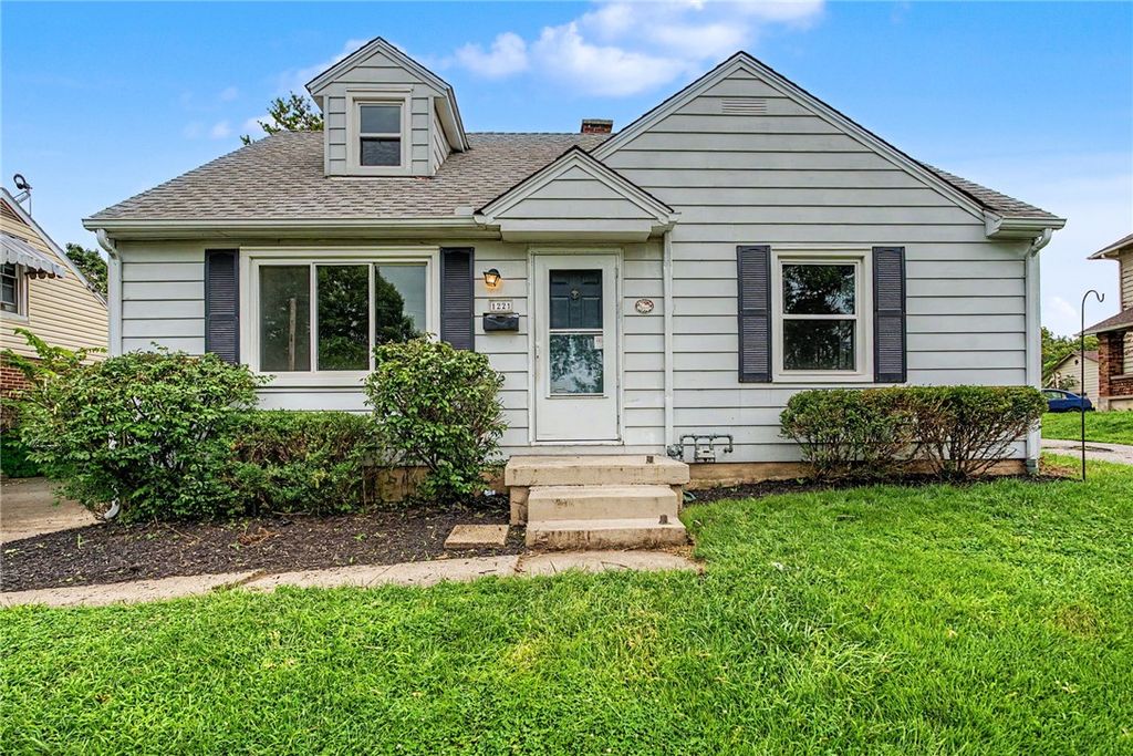 1221 Brookview Avenue, Dayton, OH 45409