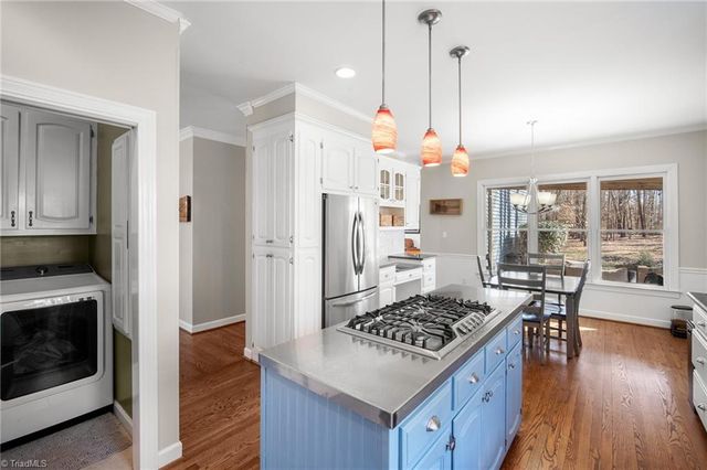 2075 Huntington Woods Drive, Lexington, NC 27295