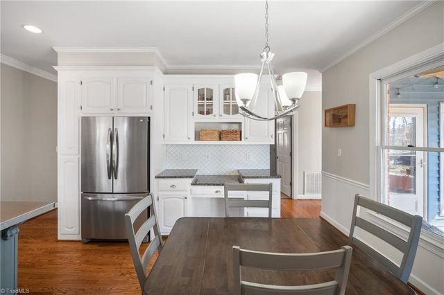 2075 Huntington Woods Drive, Lexington, NC 27295