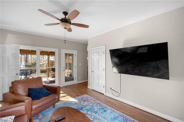 2075 Huntington Woods Drive, Lexington, NC 27295