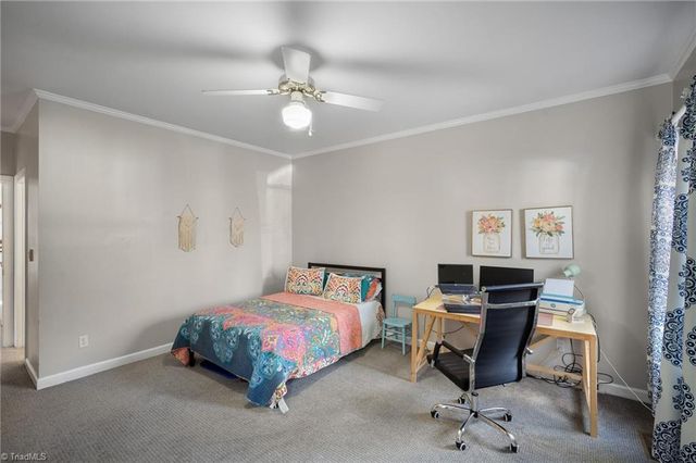 2075 Huntington Woods Drive, Lexington, NC 27295