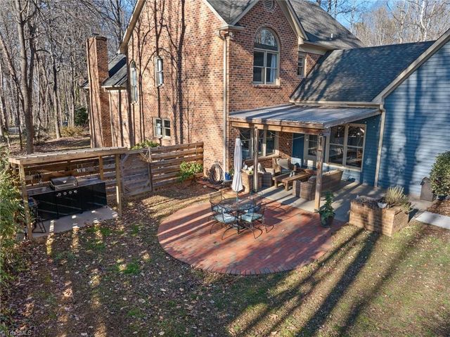 2075 Huntington Woods Drive, Lexington, NC 27295