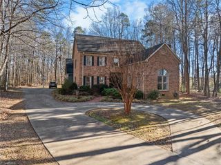 2075 Huntington Woods Drive, Lexington, NC 27295
