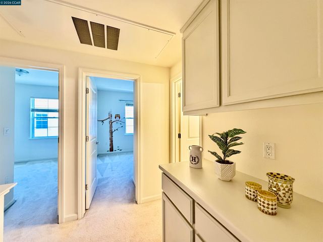 1810 Northshore Dr, Richmond, CA 94804