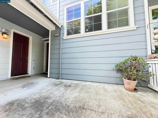 1810 Northshore Dr, Richmond, CA 94804