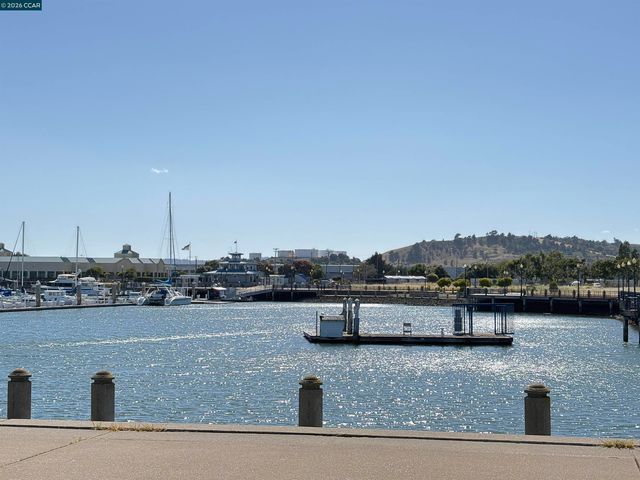 1810 Northshore Dr, Richmond, CA 94804