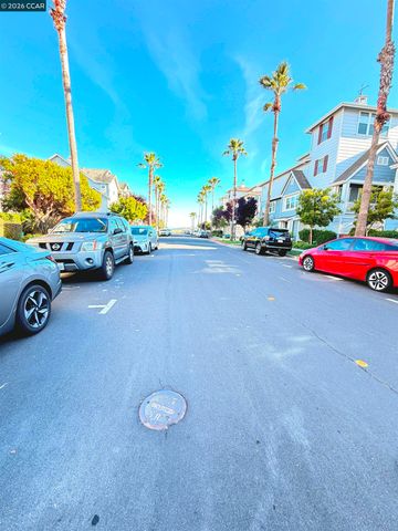 1810 Northshore Dr, Richmond, CA 94804