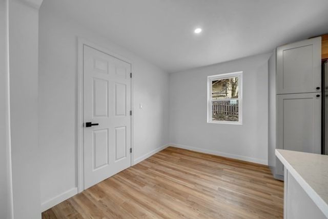 19 Oliver St, Lowell, MA 01954