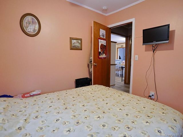 27 Elm Road N, Wurtsboro, NY 12790