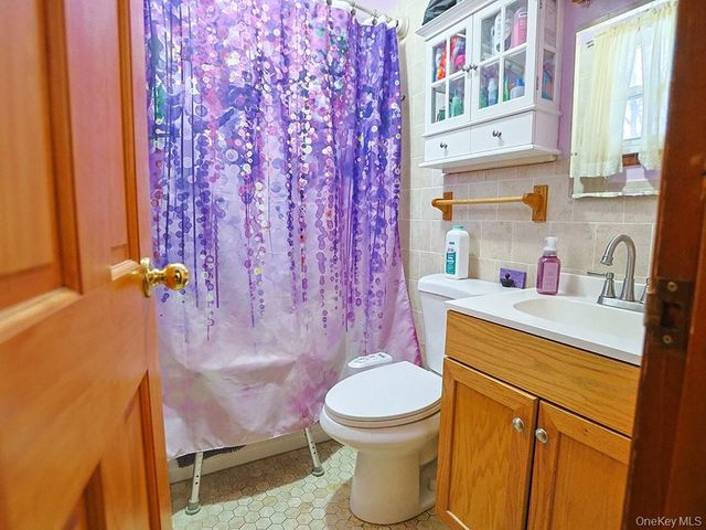 27 Elm Road N, Wurtsboro, NY 12790