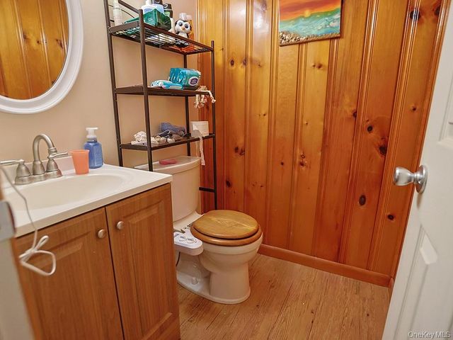 27 Elm Road N, Wurtsboro, NY 12790