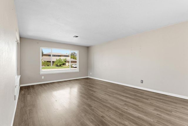 9510 Bismark Pl, Stockton, CA 95209