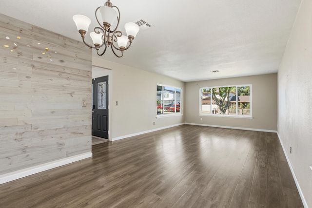 9510 Bismark Pl, Stockton, CA 95209