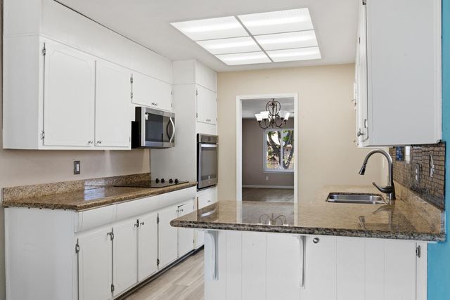 9510 Bismark Pl, Stockton, CA 95209