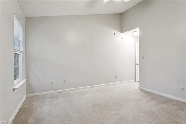 478 Rivers Ridge CIR, Newport News, VA 23608