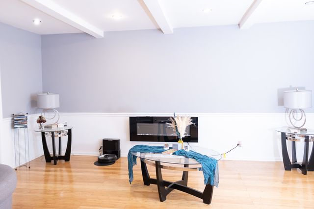 18W149 Buckingham Lane, Villa Park, IL 60181