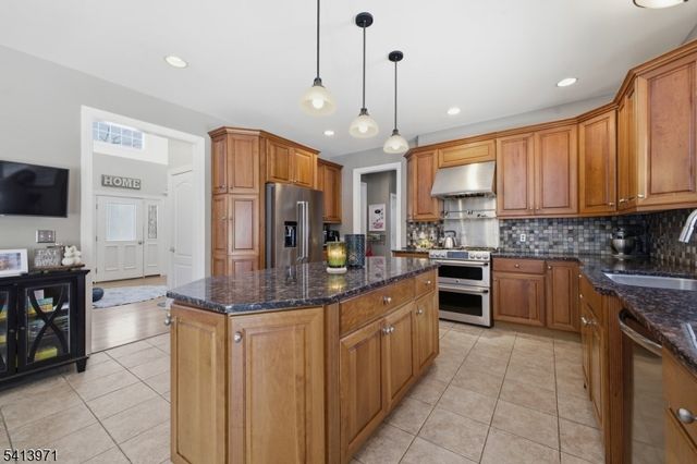 115 Mount Lebanon Rd, Lebanon Twp., NJ 08826