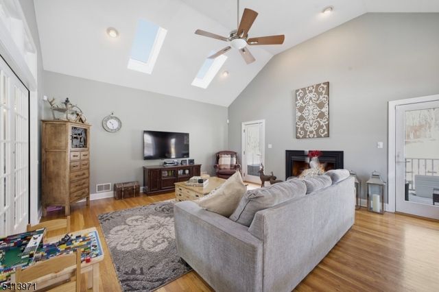 115 Mount Lebanon Rd, Lebanon Twp., NJ 08826