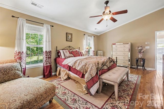 153 Castleton Drive, Mooresville, NC 28117