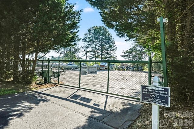 153 Castleton Drive, Mooresville, NC 28117